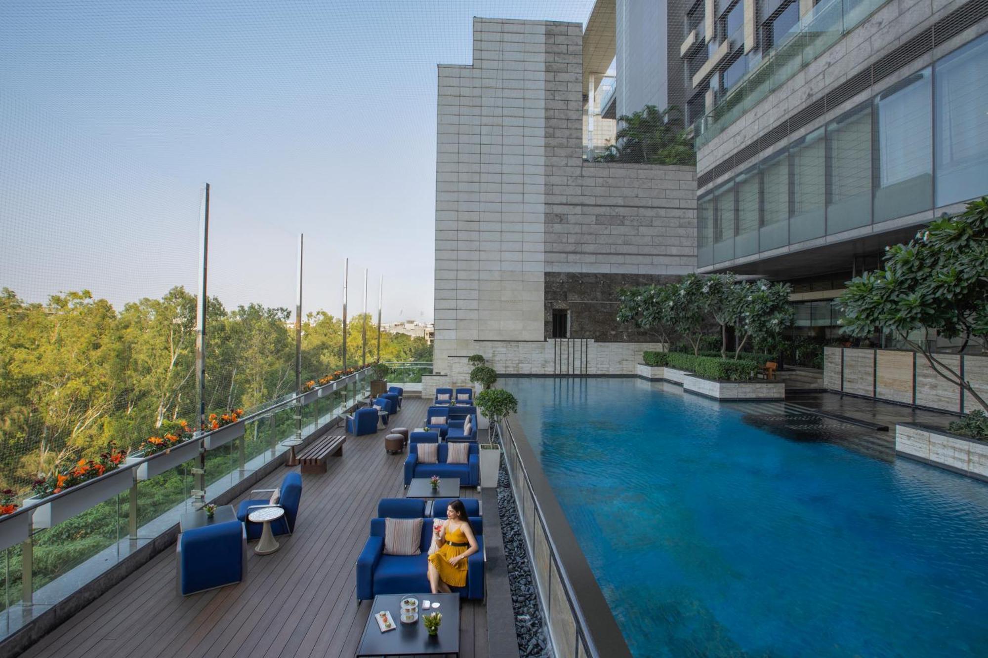 The Leela Ambience Convention Hotel Delhi Nova Deli Exterior foto The Park, New Delhi